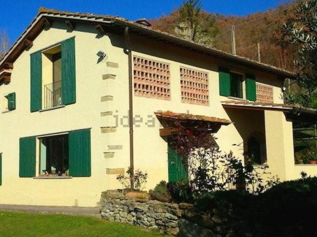 Casa in vendita a Vicchio, Toscana