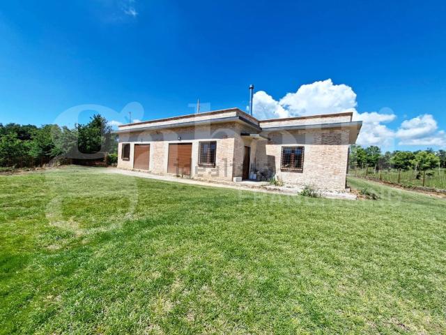 Casa in vendita a Teano, Campania