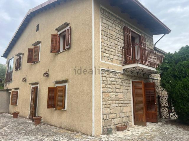 Casa in vendita a Prizzi, Sicilia