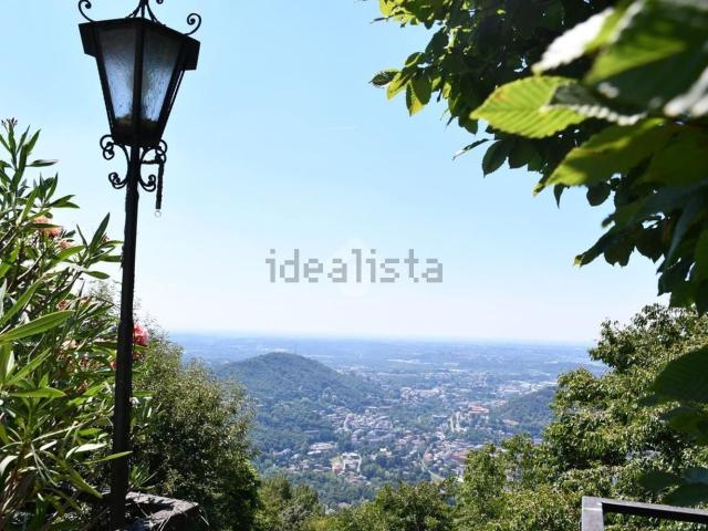 Casa in vendita a Brunate, Lombardia