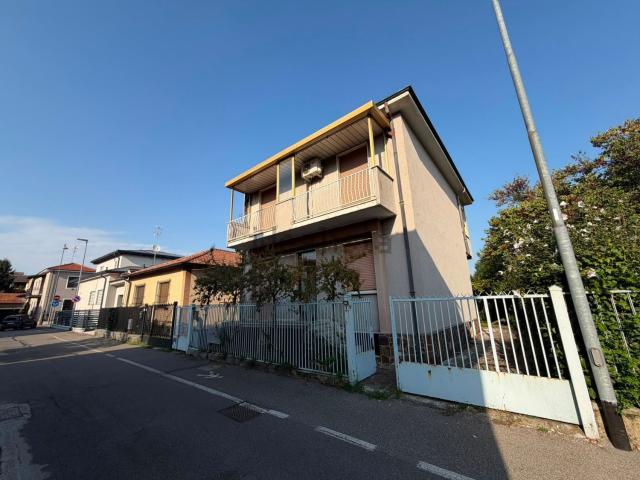Casa in vendita a Sarmazzano, Vizzolo Predabissi