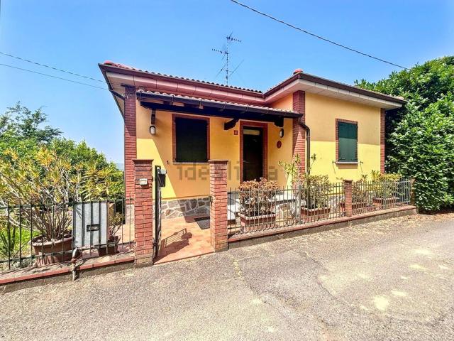 Casa in vendita a Bagarello, Montecalvo Versiggia