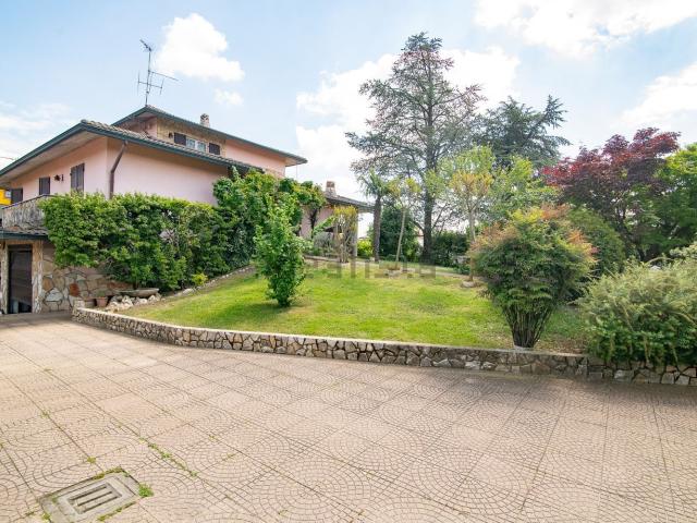 Casa in vendita a Fornovo San Giovanni, Lombardia
