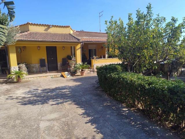 Casa in vendita a Cannatello, Agrigento