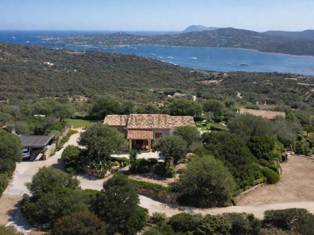 Casa in vendita a San Pantaleo, Sardigna/Sardegna