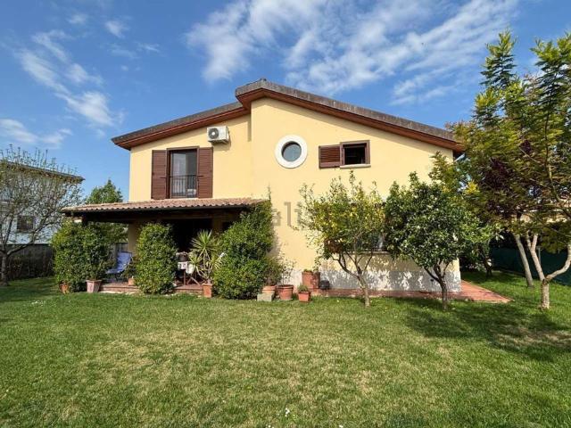 Casa in vendita a Rosciano, Abruzzo