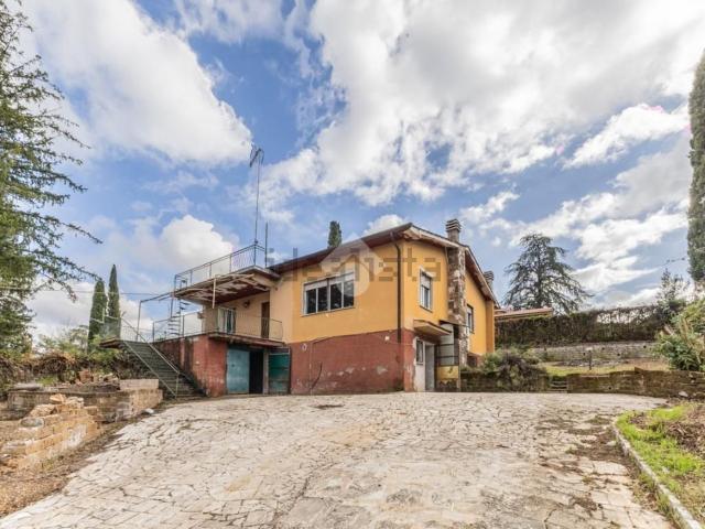 Casa in vendita a Fontevivola, Sutri