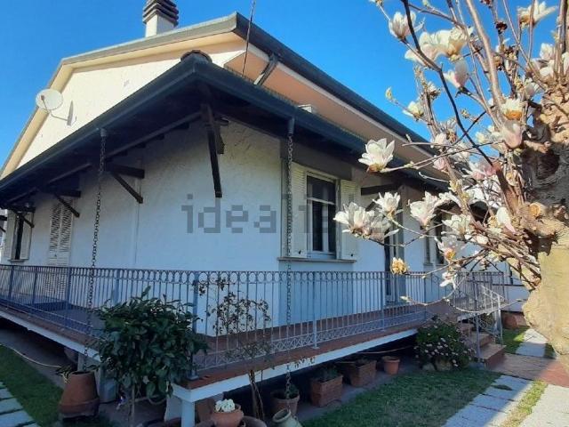 Casa in vendita a Camaiore, Toscana