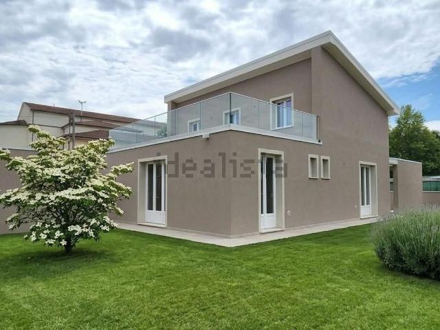 Casa in vendita a Capannori, Toscana