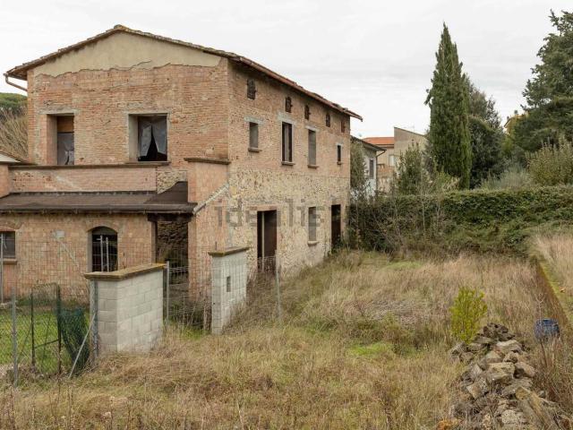 Casa in vendita a San Pietro Belvedere, Toscana
