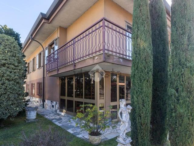 Casa in vendita a San Pietro e Paolo, Desio