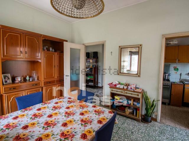 Casa in vendita a Busto Arsizio, Lombardia