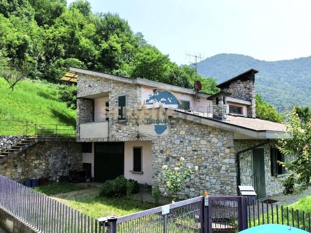 Casa in vendita a Pradalunga, Bergamo
