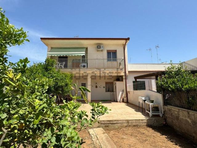 Casa in vendita a Marina di Modica, Marina Di Modica