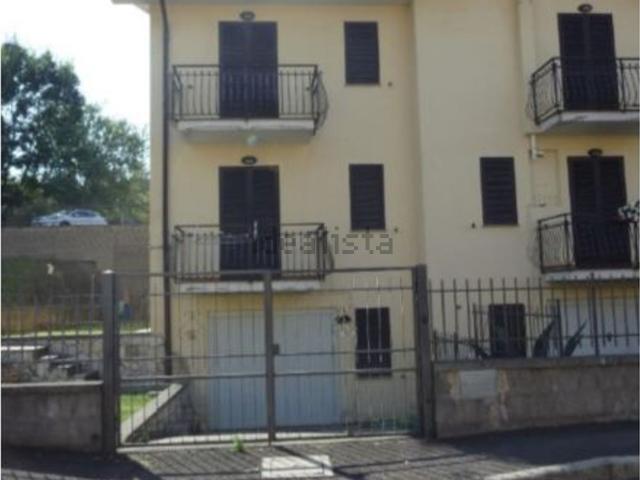 Casa in vendita a Acquapendente, Viterbo