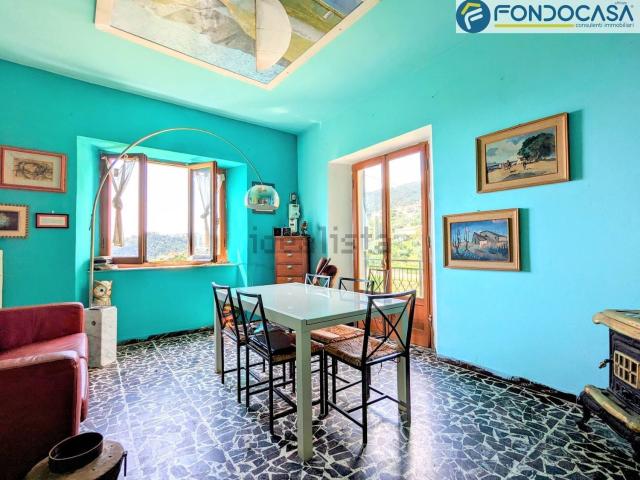 Casa in vendita a Corsanico, Montignoso