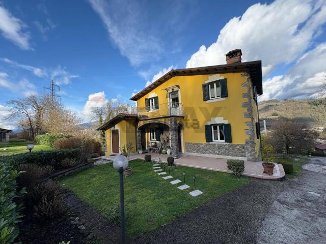 Casa in vendita a Unione dei comuni Media Valle del Serchio, Borgo A Mozzano