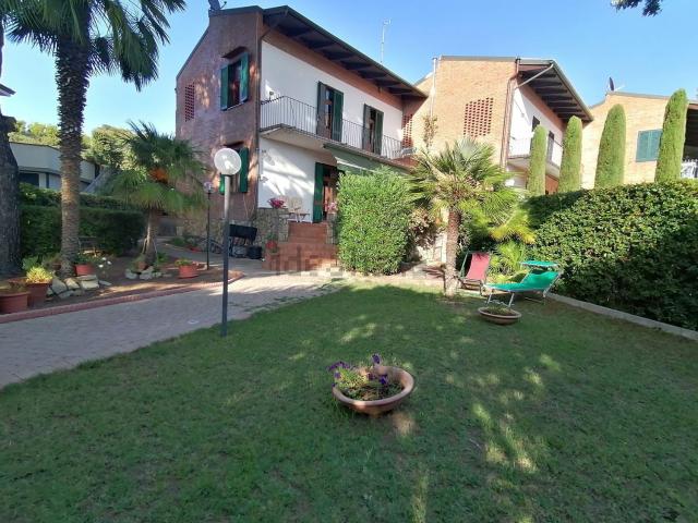 Casa in vendita a Quercianella, Livorno
