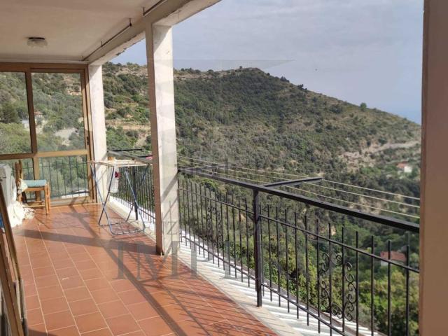 Casa in vendita a San Giacomo, Camporosso