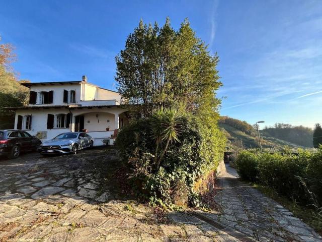 Casa in vendita a Carrara, Toscana