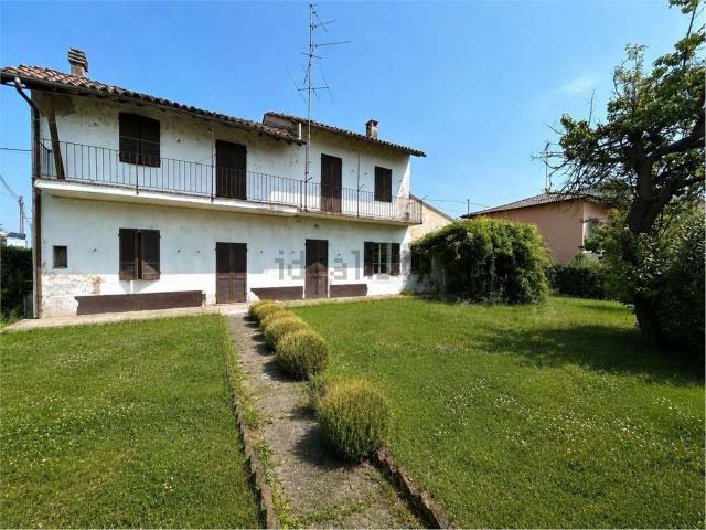 Casa in vendita a Robbio, Lombardia