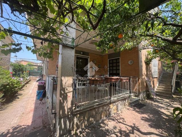 Casa in vendita a Tremensuoli Vecchio, Minturno