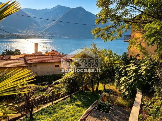 Casa in vendita a Lovere, Bergamo