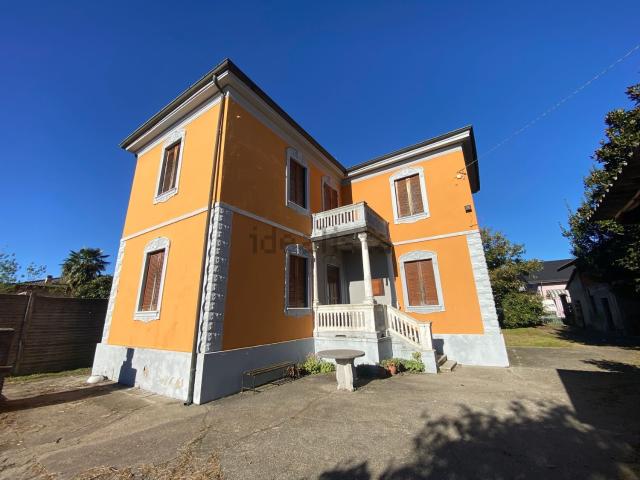 Casa in vendita a Piemonte, Novara