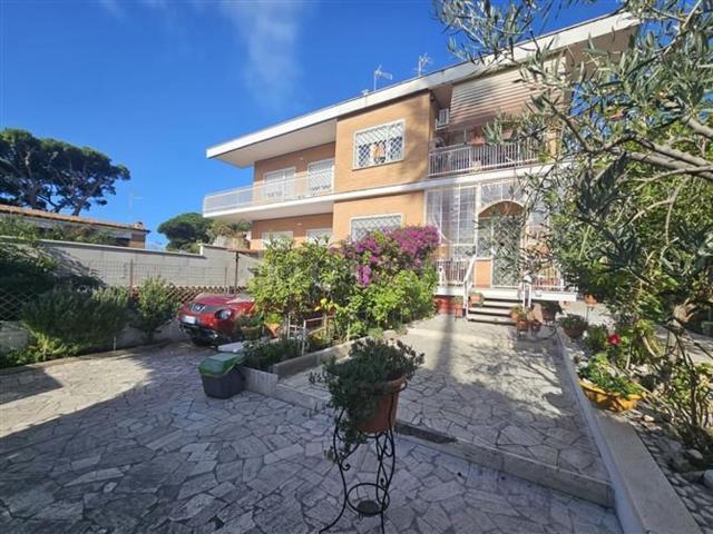Casa in vendita a Lido di Marechiaro, Roma Capitale