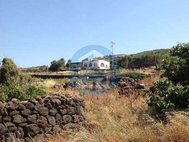 Casa in vendita a Punta Tre Pietre, Pantelleria Aeroporto