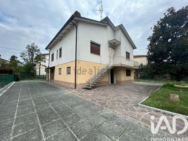 Casa in vendita a Unione Comuni Modenesi Area Nord, Finale Emilia