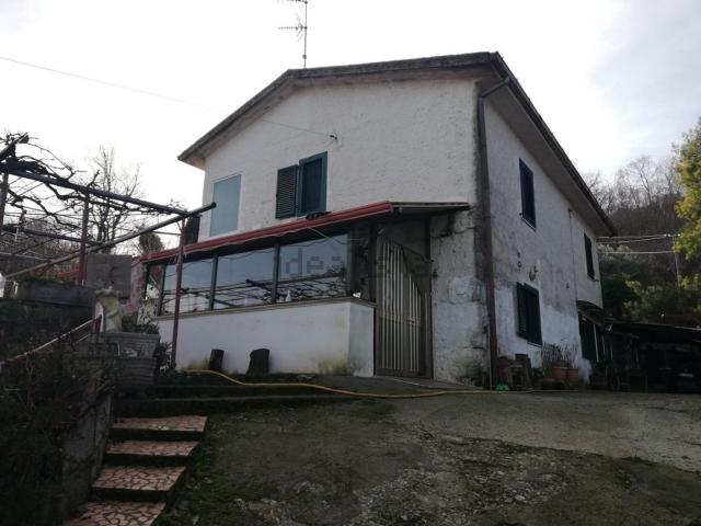 Casa in vendita a Alvignano, Campania
