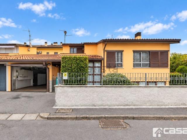 Casa in vendita a Pagazzano, Bergamo