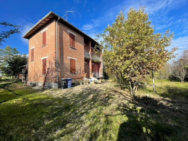 Casa in vendita a Collecchio, Parma