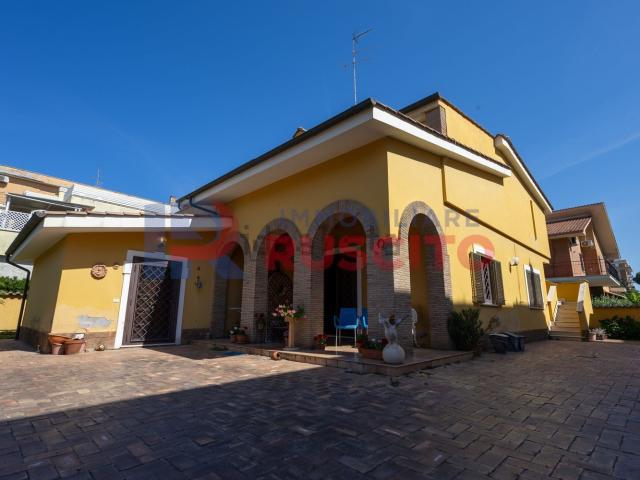 Casa in vendita a Roma Capitale, Lazio