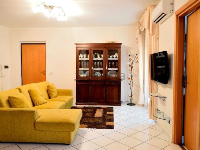 Casa in vendita a Castelnuovo Cilento, Campania