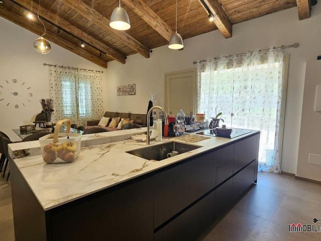 Casa in vendita a Campolungo, Colle Di Val D'elsa