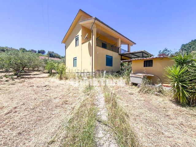 Casa in vendita a Agrigento, Sicilia