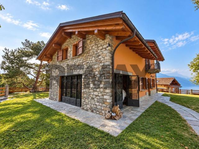 Casa in vendita a Gravedona ed Uniti, Gravedona