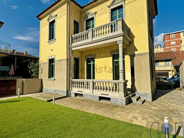 Casa in vendita a Chieri, Torino