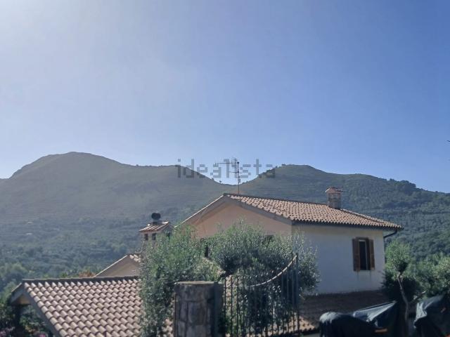 Casa in vendita a Itri, Lazio