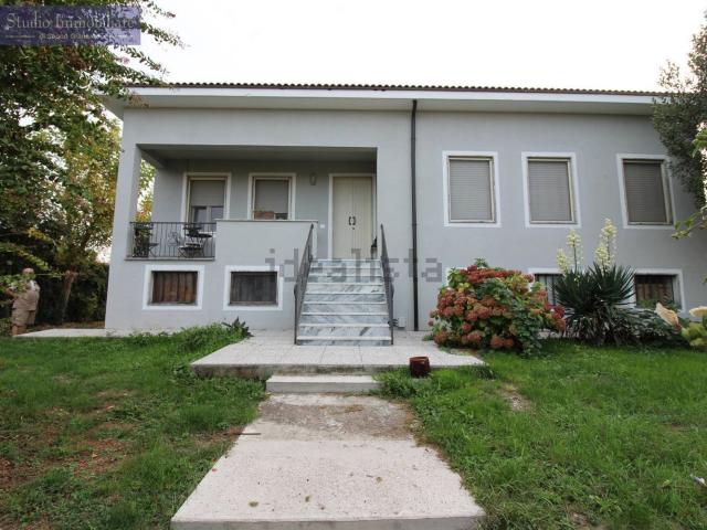 Casa in vendita a Bressana, Bressana Bottarone
