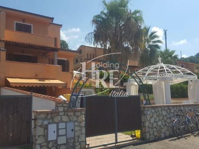 Casa in vendita a Calabria, Cosenza