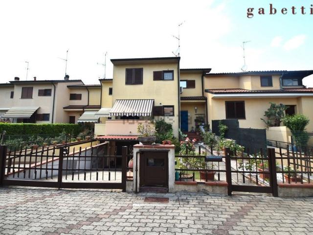Casa in vendita a Magenta, Milano