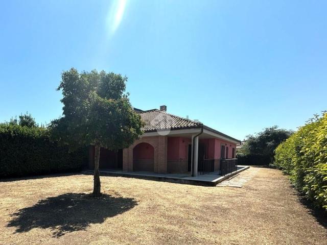 Casa in vendita a Complesso Residenziale La Fenice, Puglia
