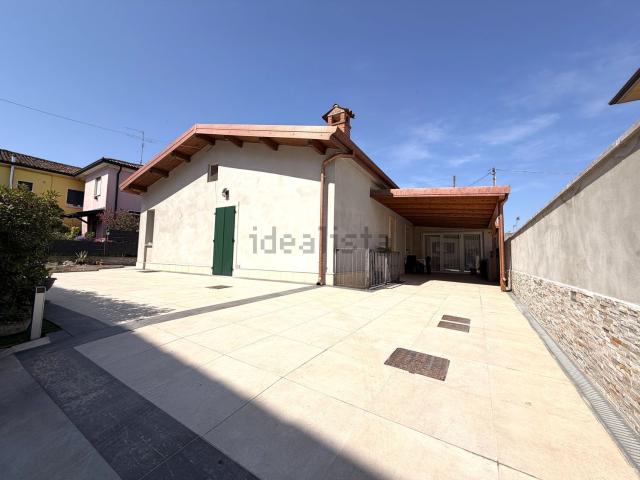 Casa in vendita a Sud, Brenzone