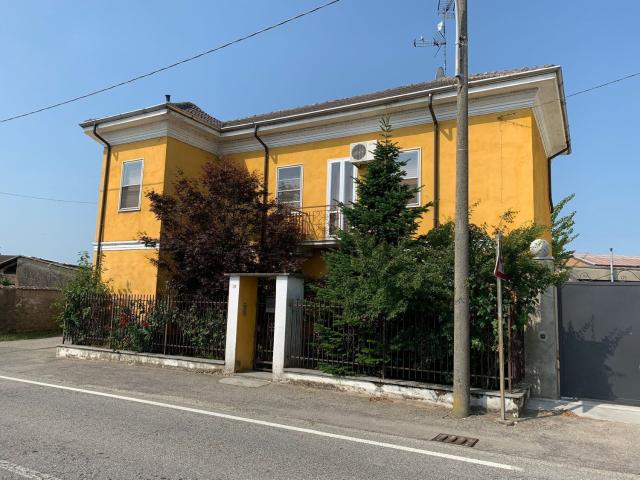 Casa in vendita a Mortara, Pavia