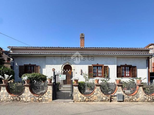 Casa in vendita a Calabria, Cosenza