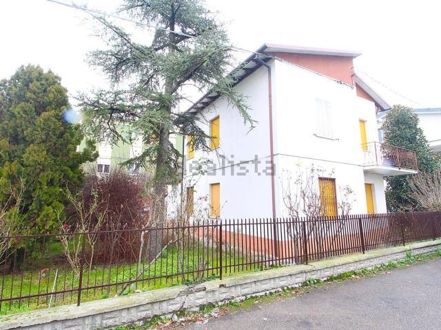Casa in vendita a Buon Pastore-Sant'Agnese-San Damaso, Modena