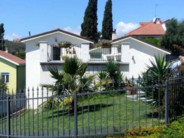Casa in vendita a Artallo, Imperia